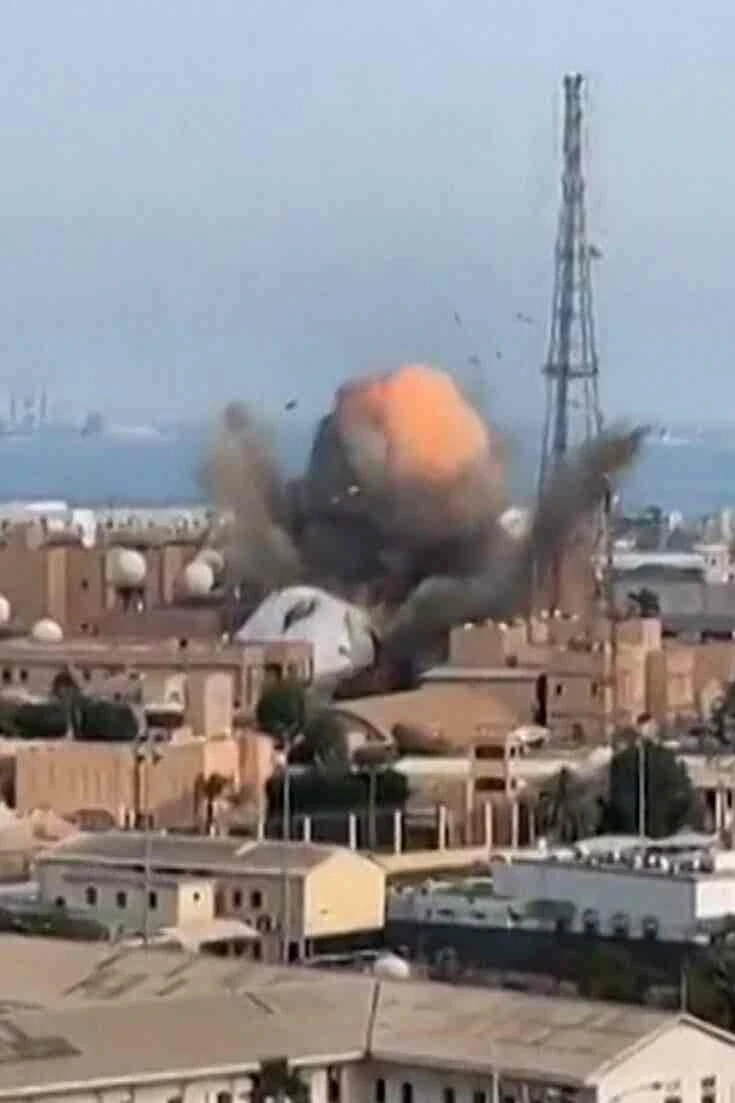 Iran's Strikes Disrupt Gulf Air Travel Significantly