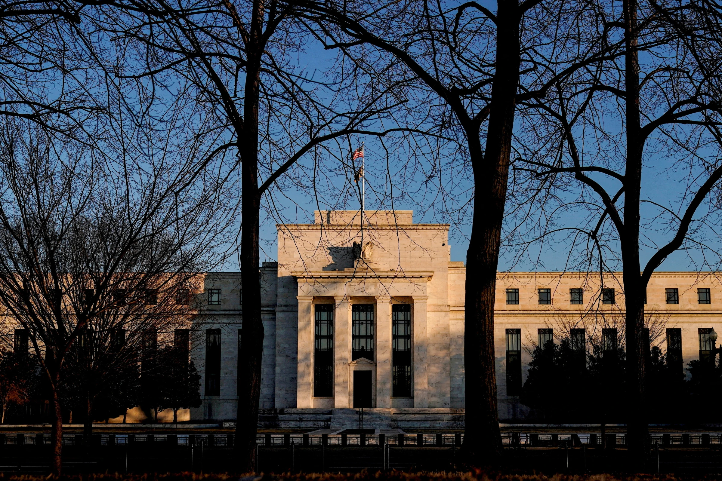 US Treasury Secretary Signals Cautious Fed Balance Sheet Strategy