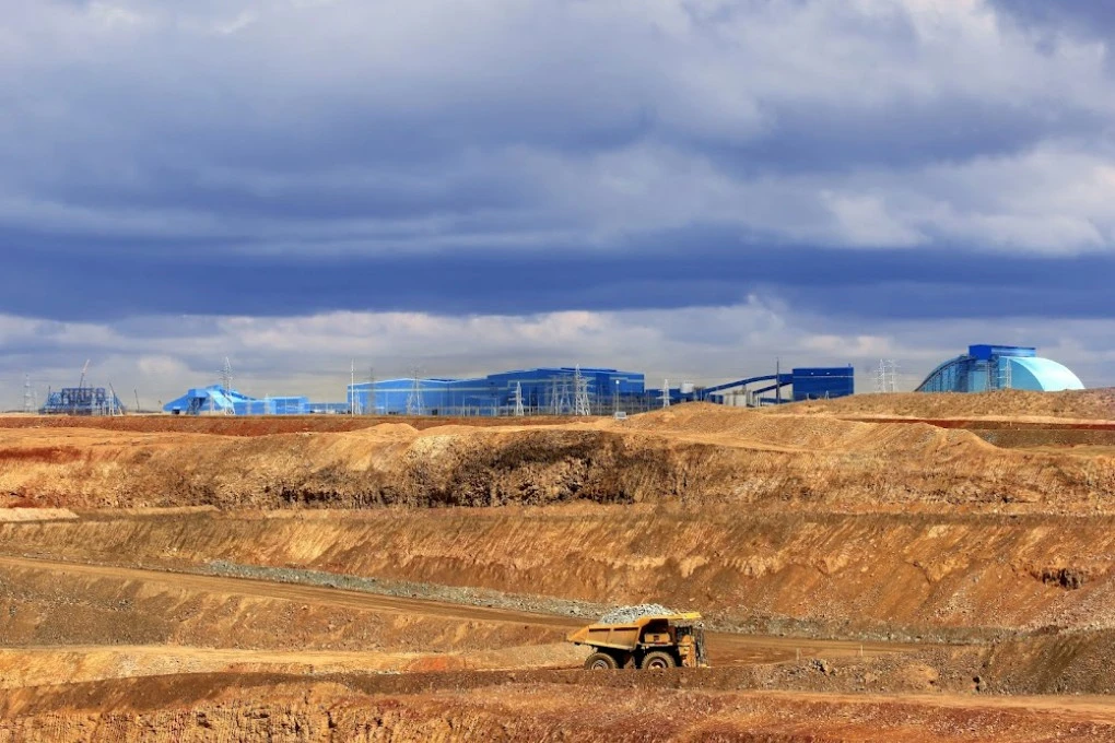 Rio Tinto Negotiates Terms with Mongolian Government