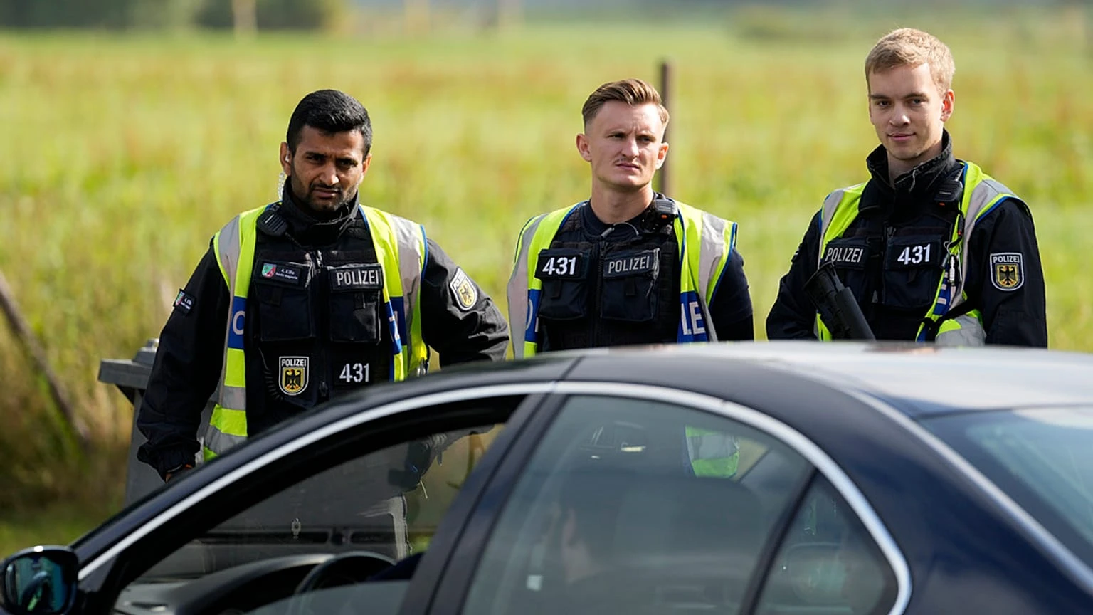 German authorities arrest five for smuggling tech to Russia