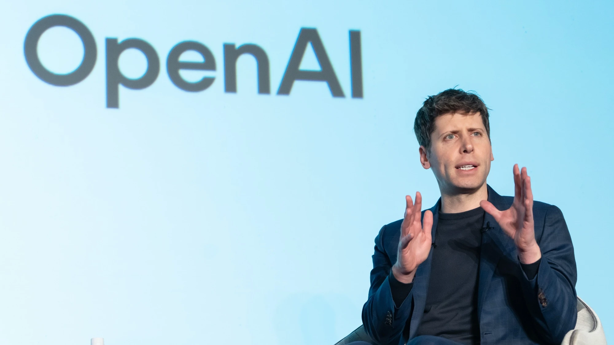 AI Workplace Adoption Stalls Amid Investment Concerns