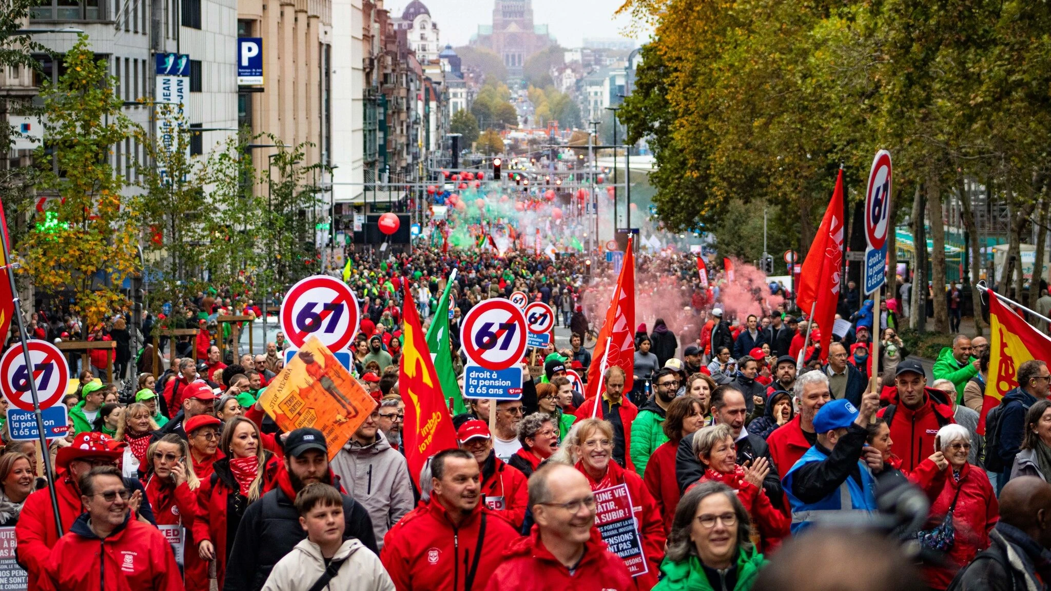Protests in Brussels Against Austerity Reforms Gather Tens of Thousands