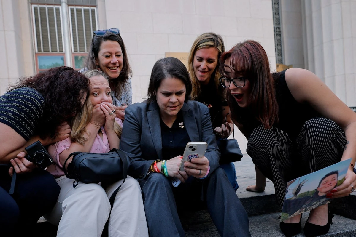 Jury finds Meta and YouTube liable for addiction harms