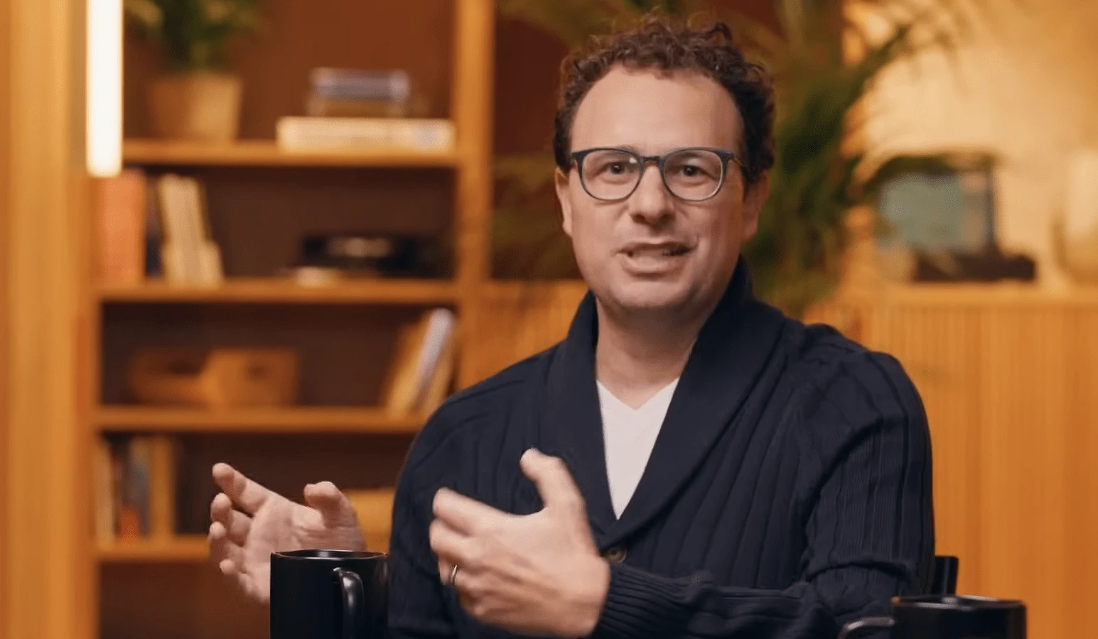 Anthropic CEO warns of AI risks in new manifesto