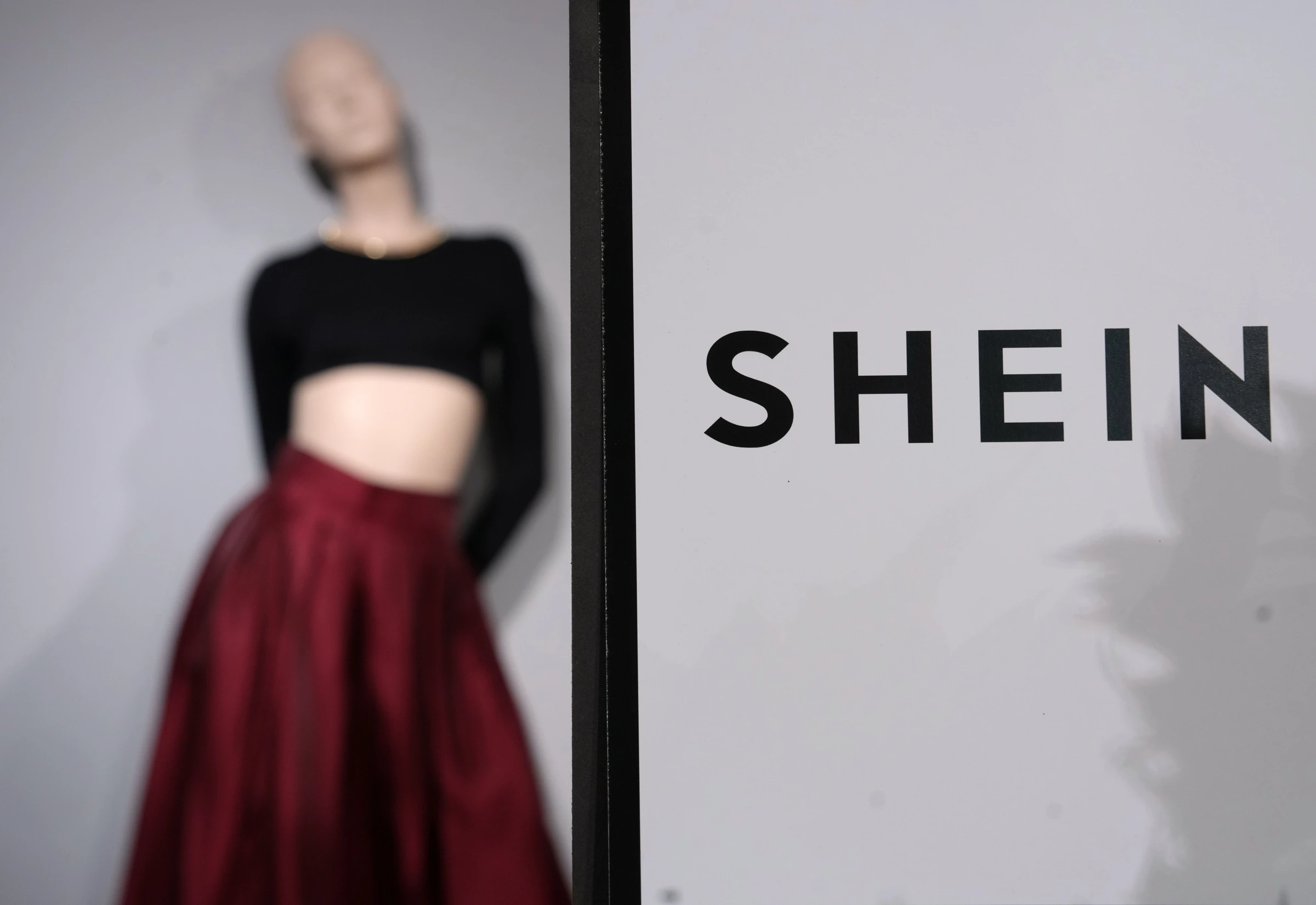 European Commission investigates Shein for DSA violations