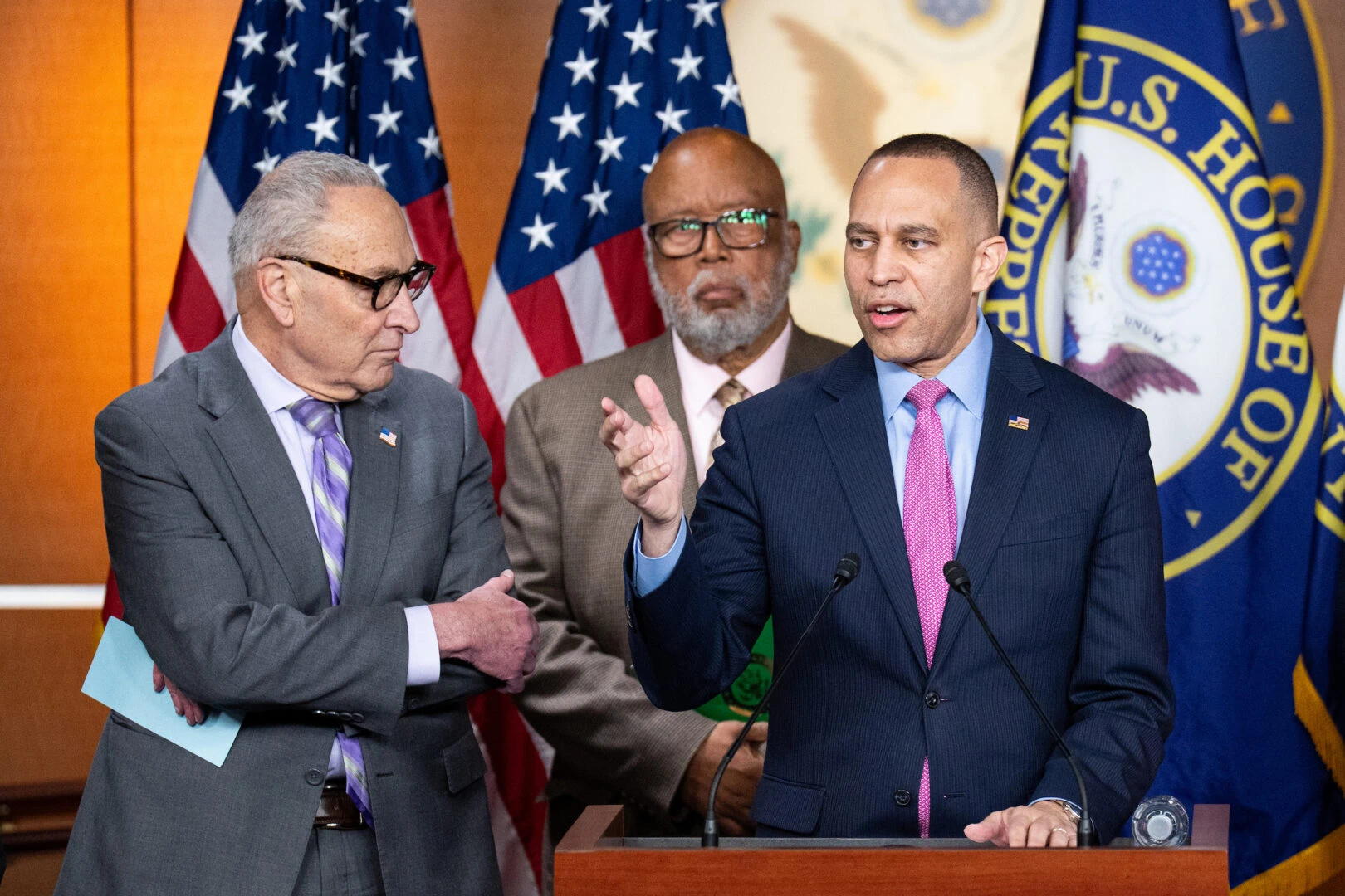 Congress Stalemate Threatens DHS Funding Deadline