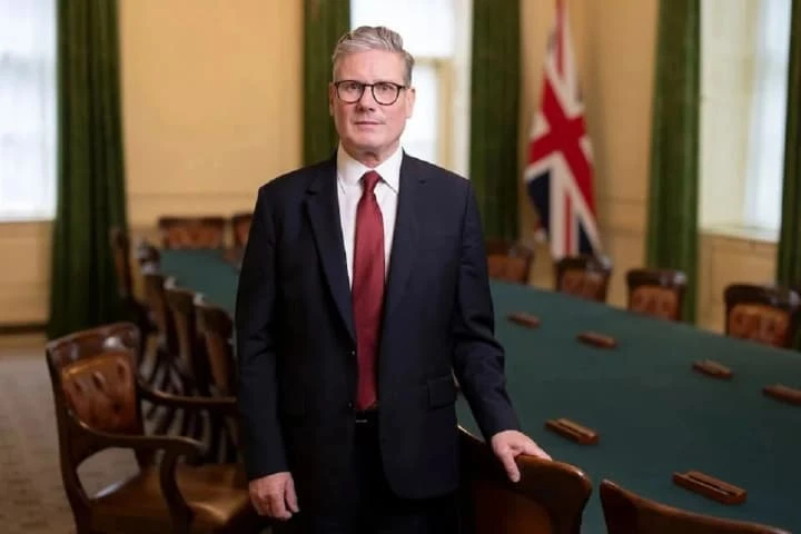 Starmer proposes stricter online safety laws for AI chatbots