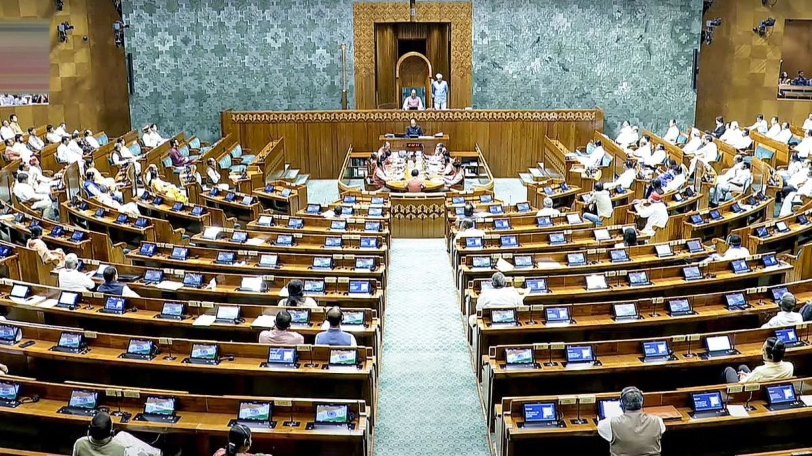 India to Discuss Expanding Lok Sabha and Women's Seats
