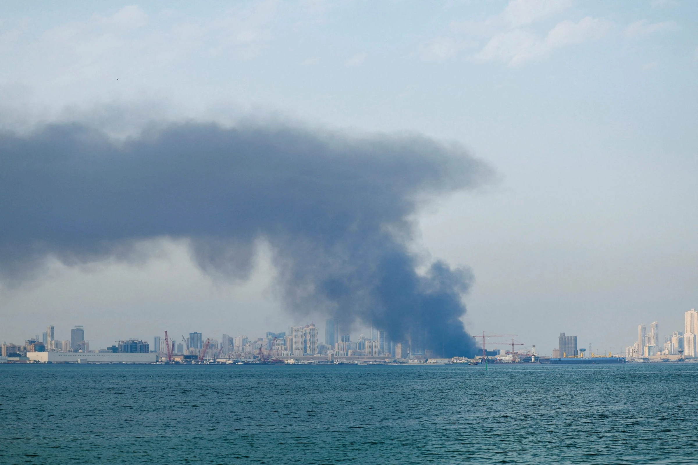 Strait of Hormuz Shipments Halted Amid Military Strikes