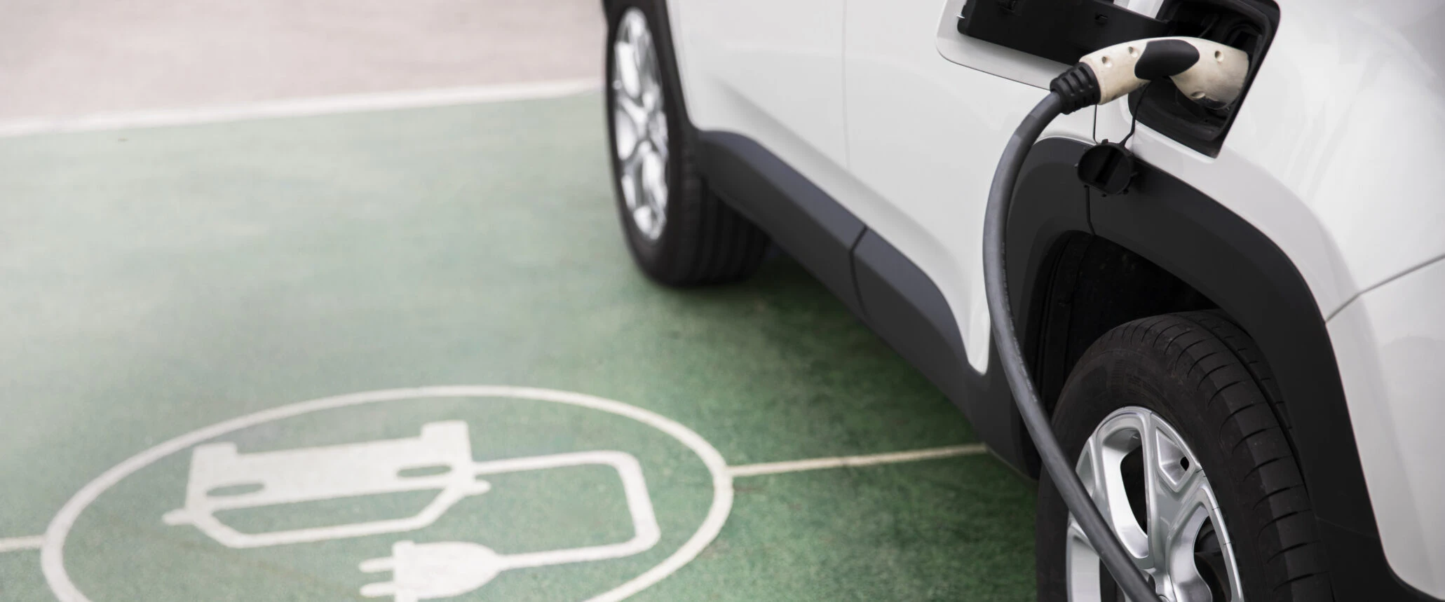 Badenoch proposes reversing vehicle emissions mandates