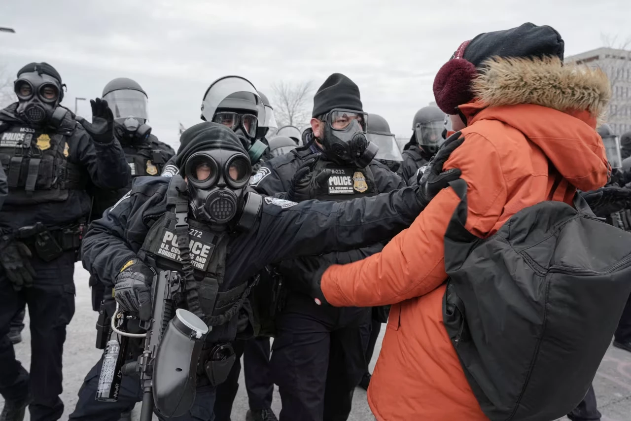 Pentagon Places 1,500 Troops on Standby for Minnesota Protests