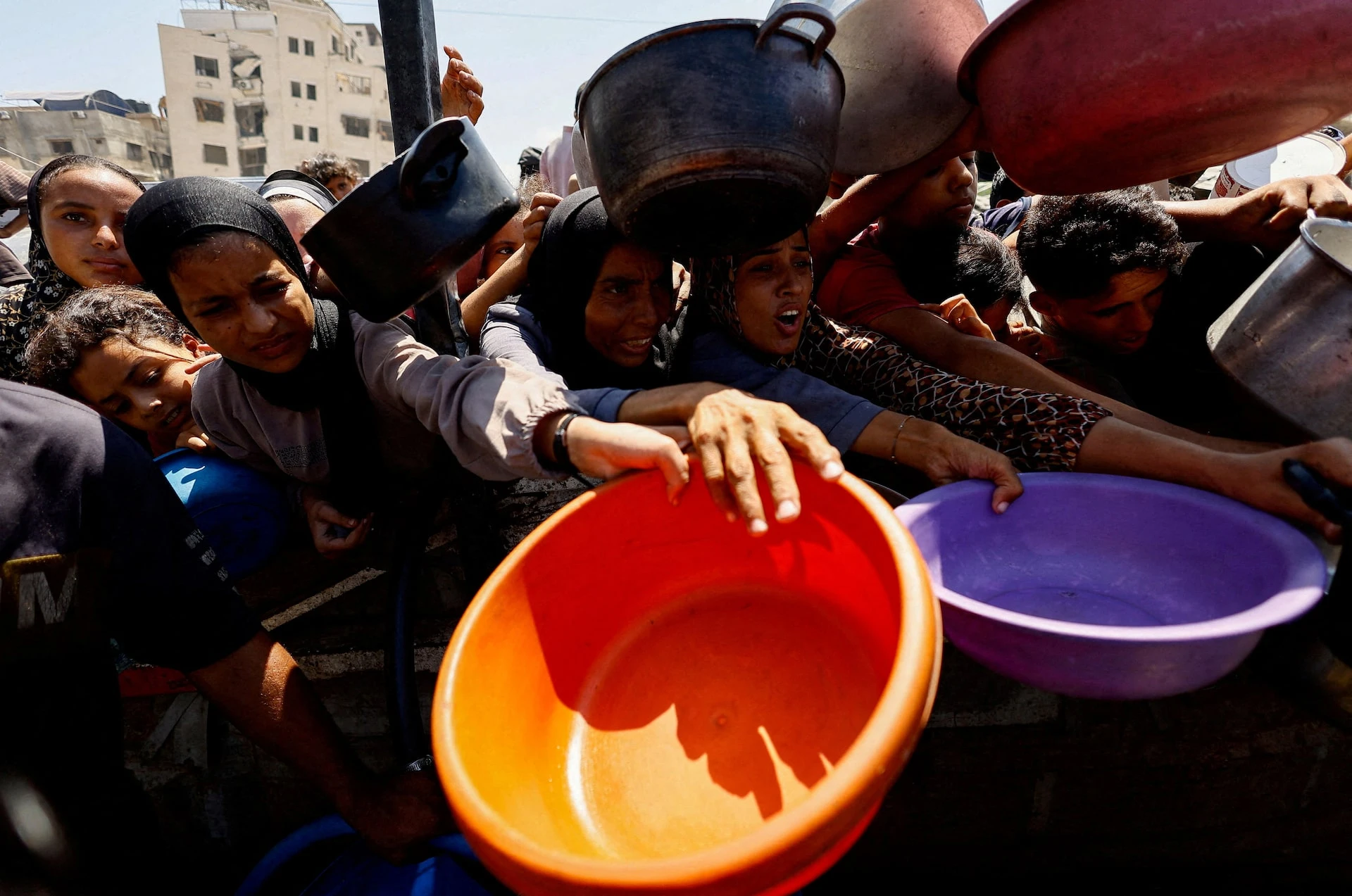 Iran conflict disrupts food supply chains worsening hunger