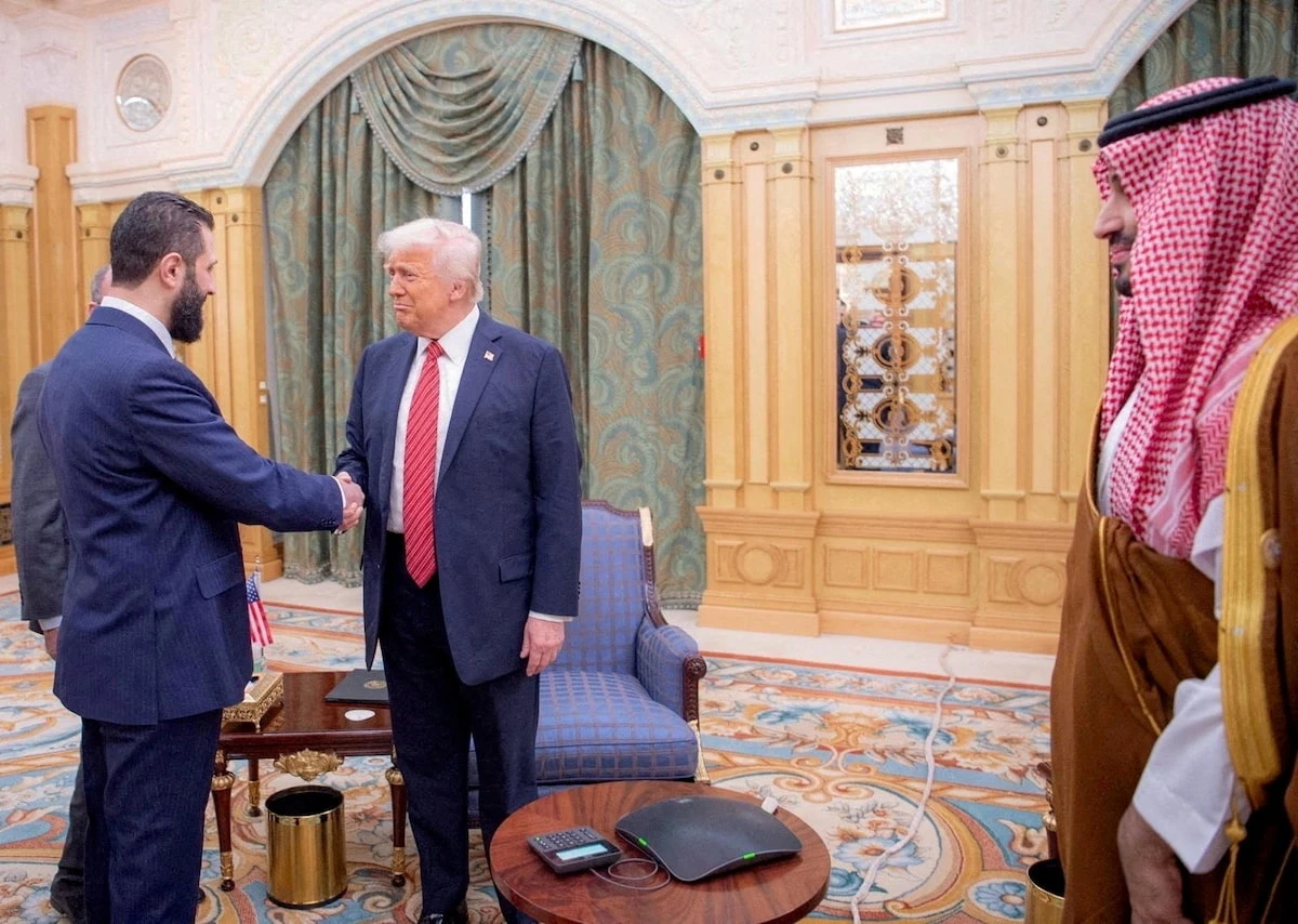 Trump Describes Iran Talks as Positive Amid Tensions
