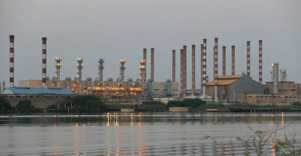 Nigeria approves incentives for Shell's $20 billion oil project