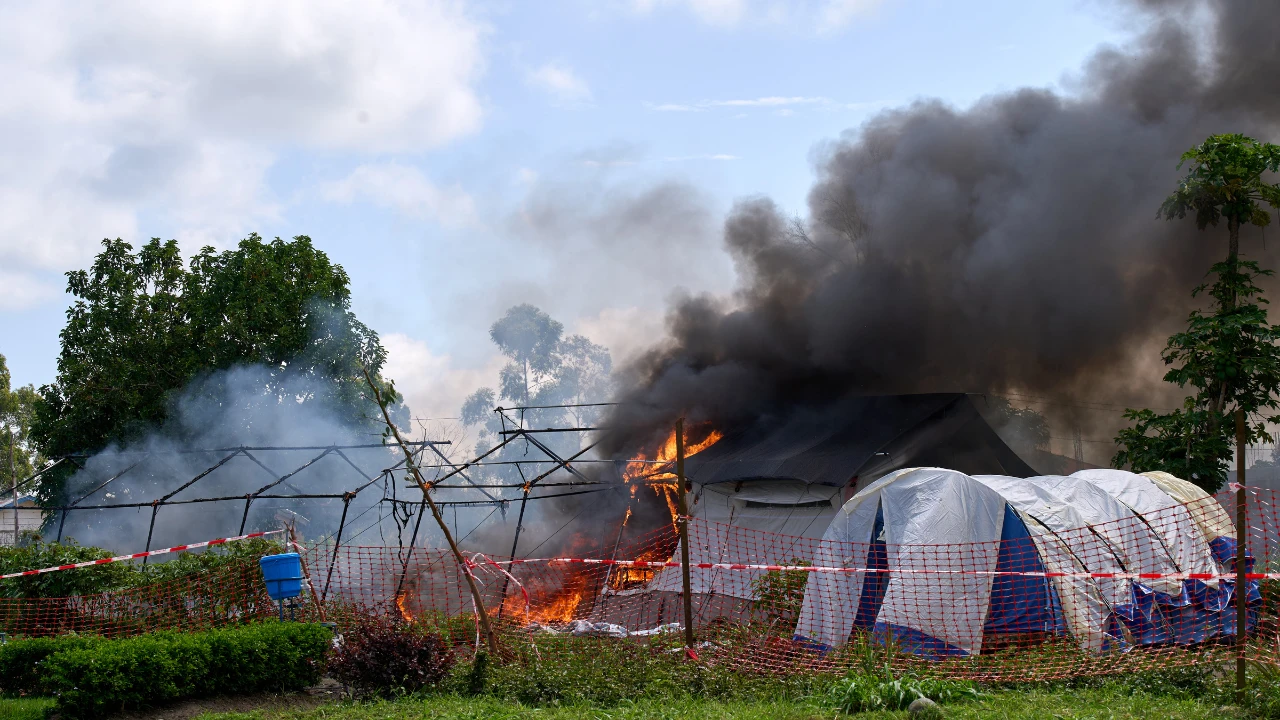 Crowd Burns Hospital Tents Amid Ebola Protests