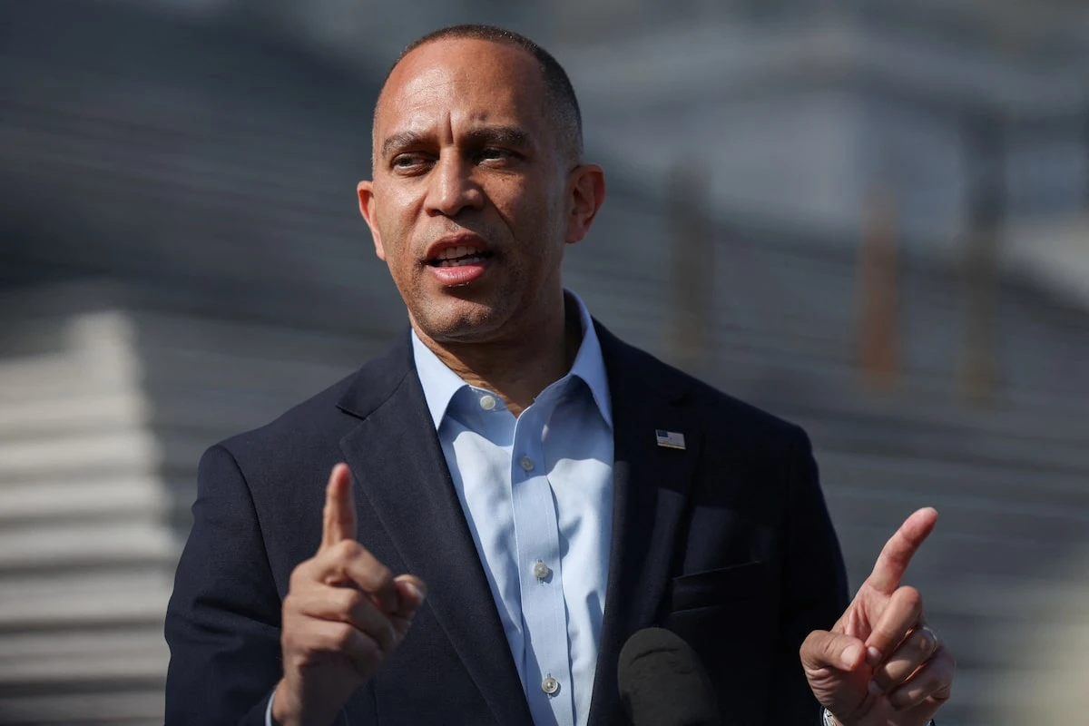 House passes $174 billion spending package to avert shutdown