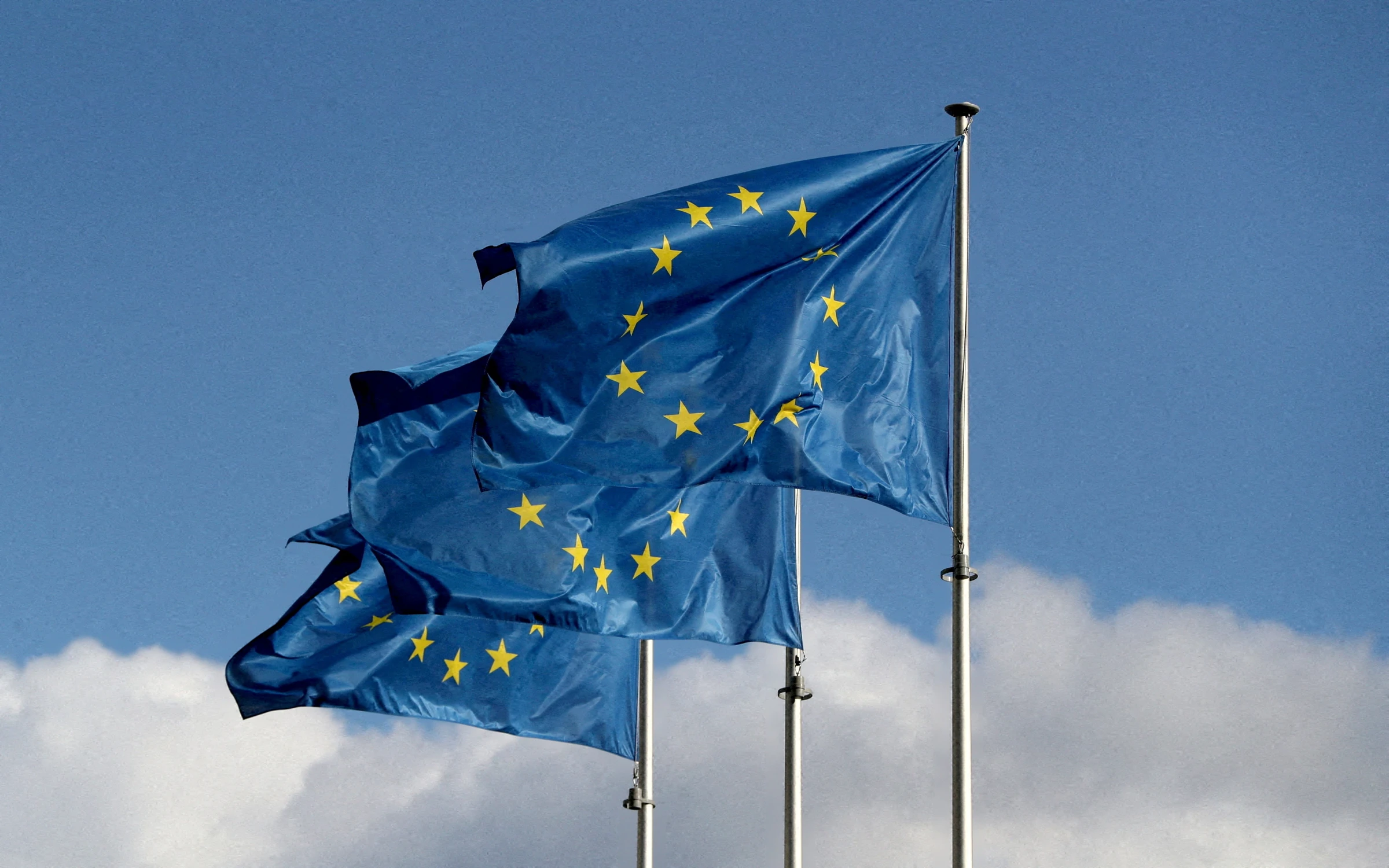 EU Increases Free CO2 Permits Amid Industry Pressure