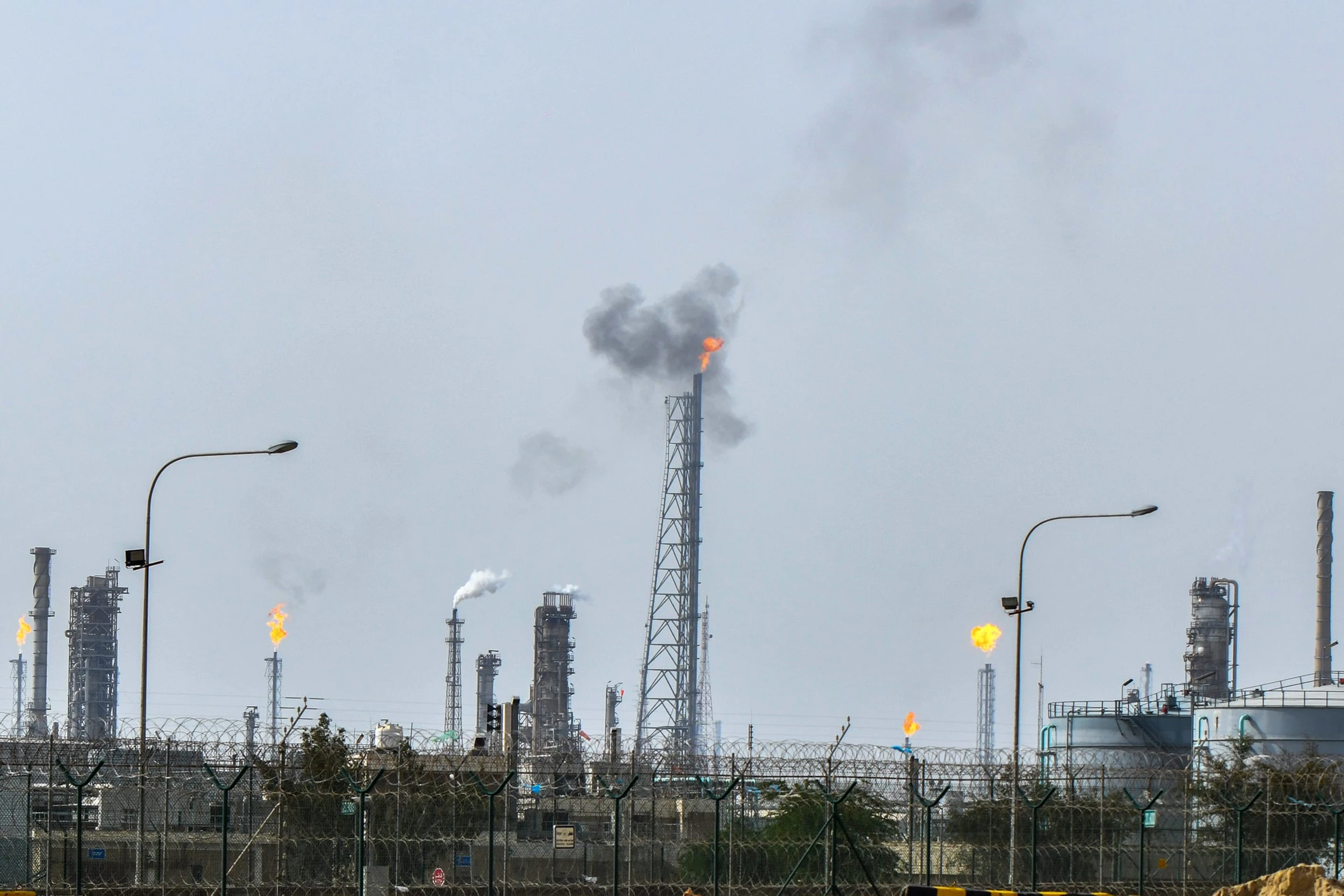 Gulf Conflict Disrupts Global Energy Markets and Supply