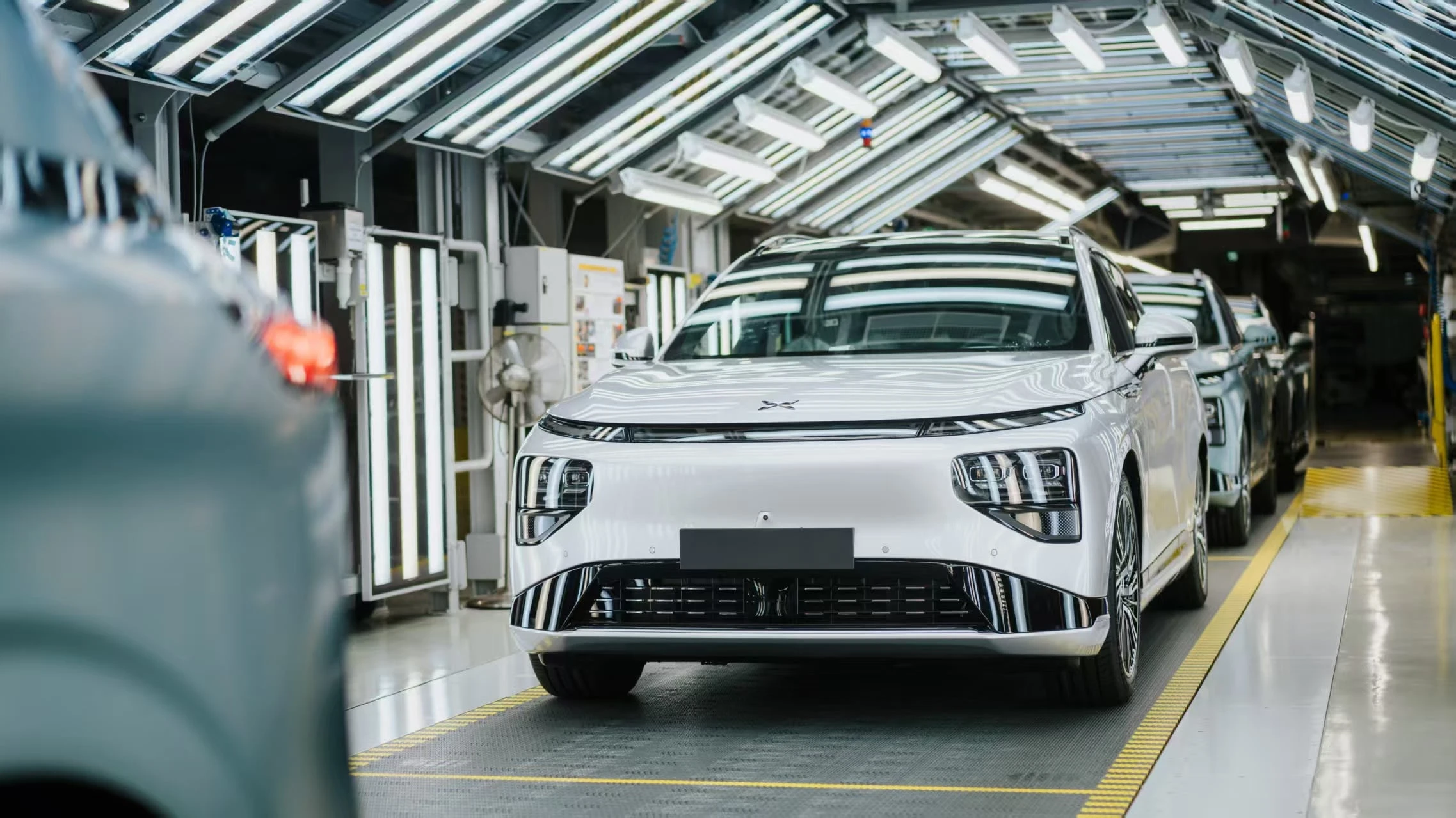 XPeng posts first quarterly profit amid rising sales