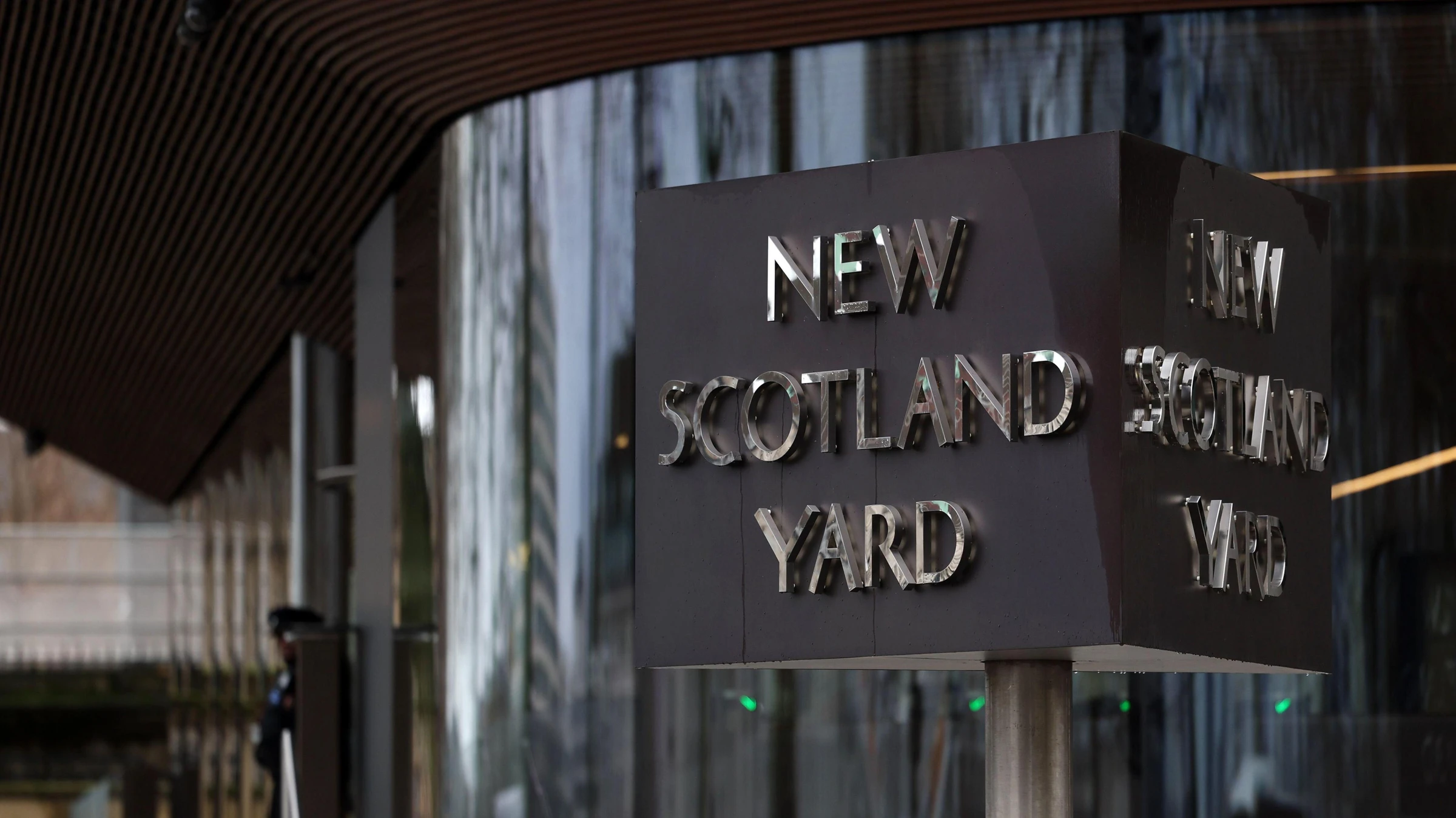 UK Police Watchdog to Investigate Metropolitan Police Vetting Failures