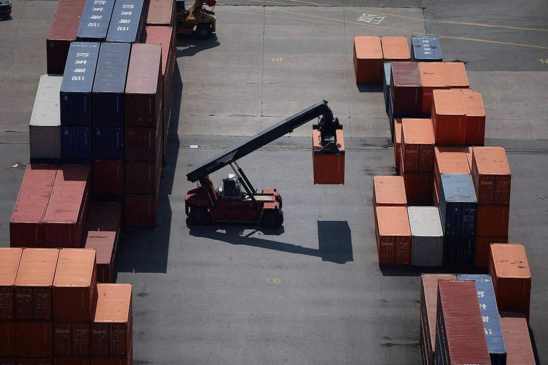 Trump Raises Tariffs on South Korean Imports to 25%