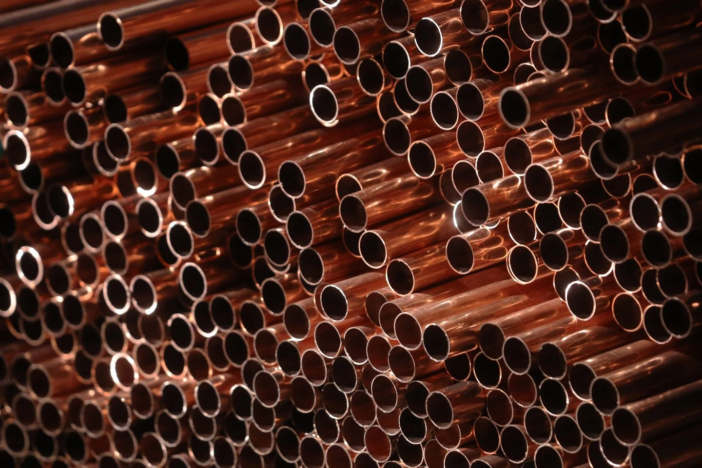 Copper prices soar amid AI demand and supply concerns