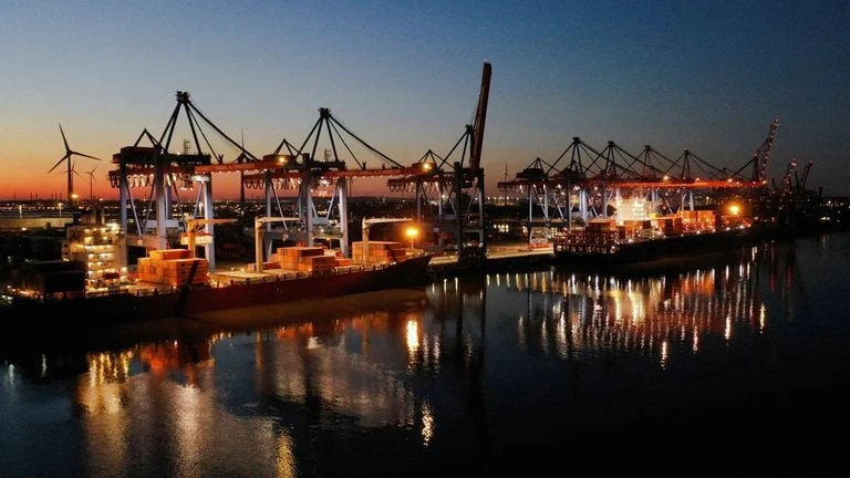 Germany's January Exports Decline Amid Weak Trade Trends