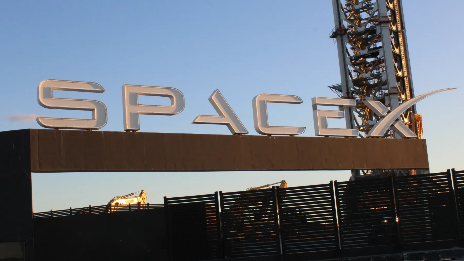 Elon Musk Plans 30% Retail Investor Allocation for SpaceX IPO