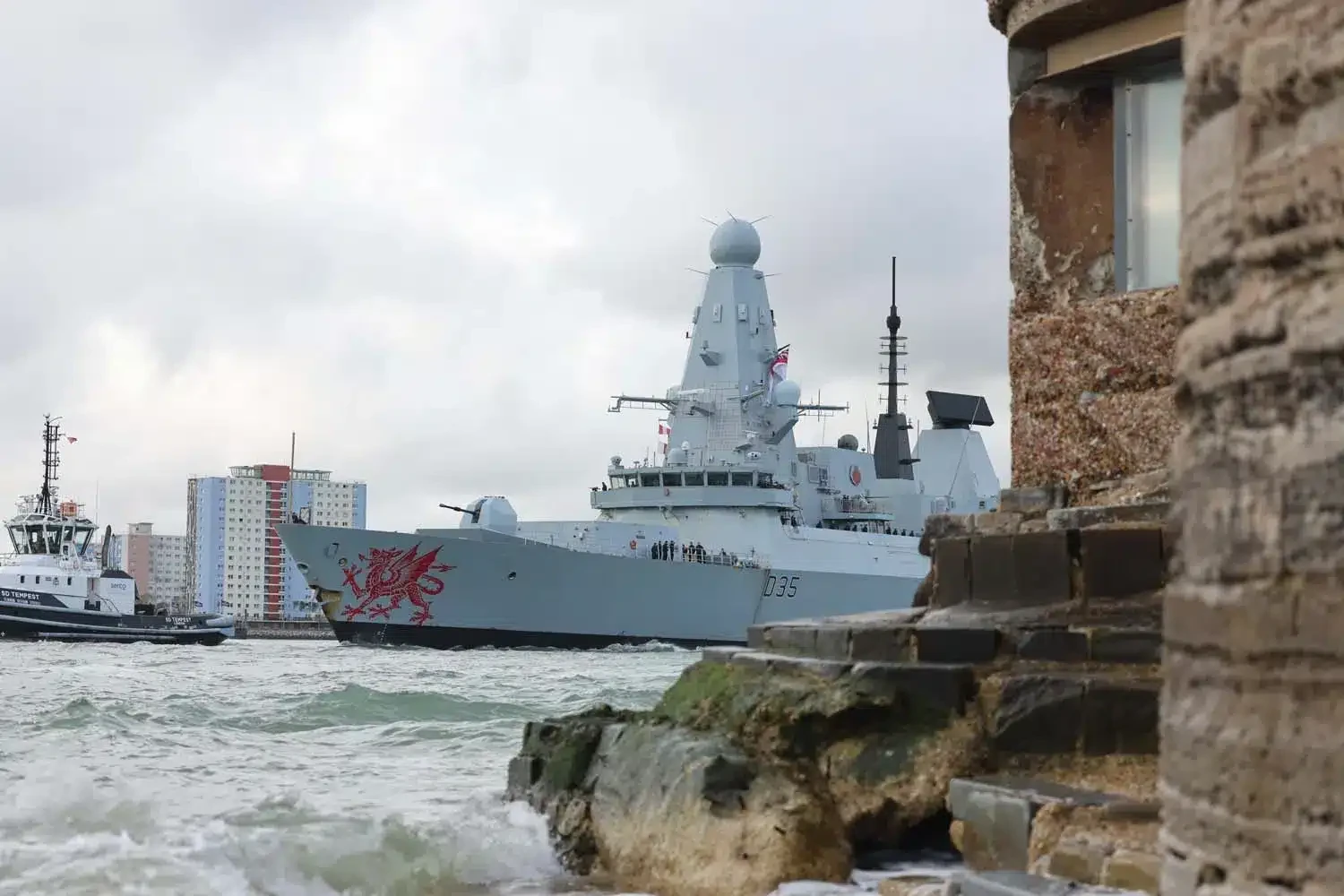 UK Deploys HMS Dragon to Eastern Mediterranean
