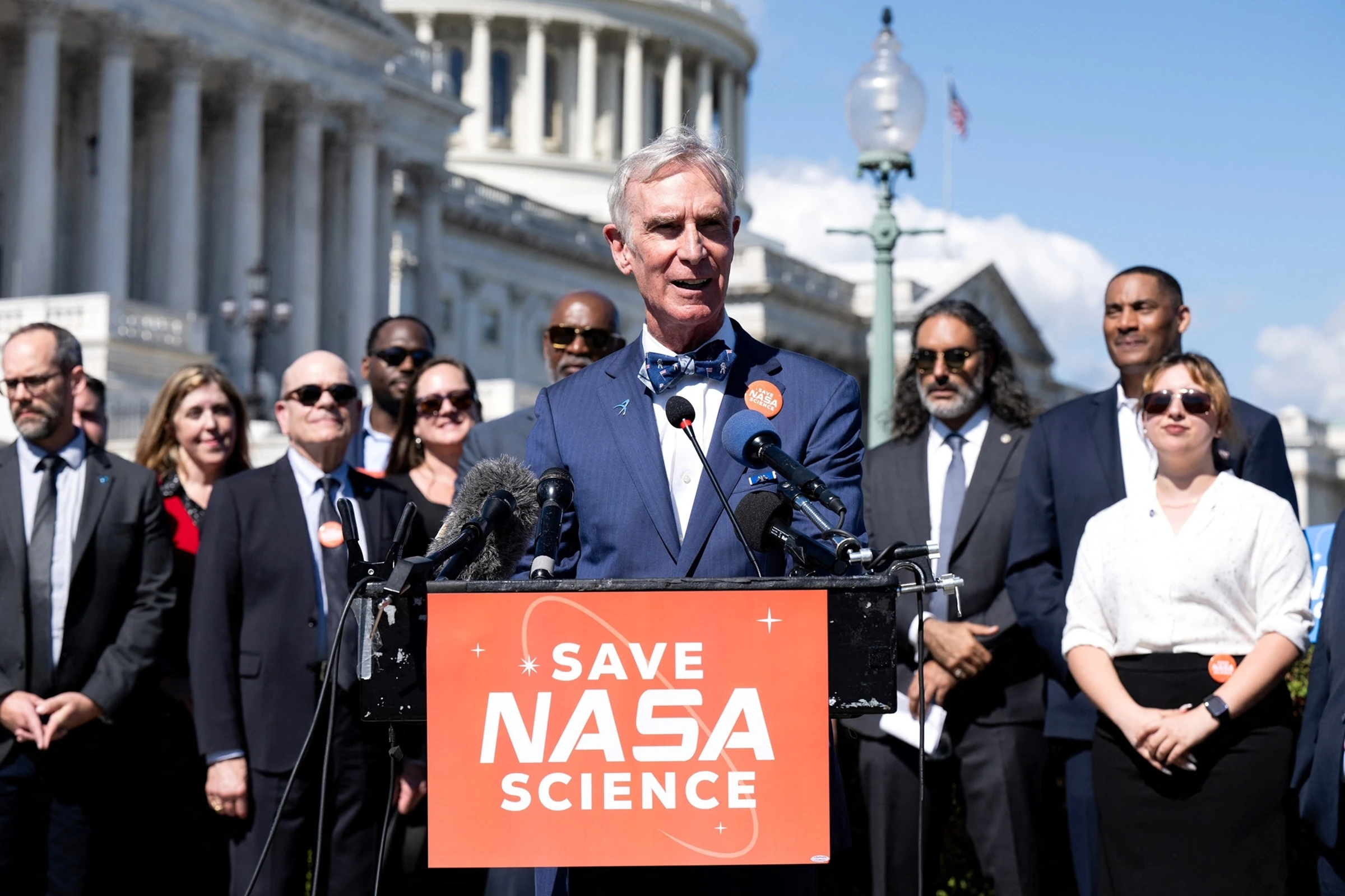 Bill Nye criticizes Trump's NASA budget cuts