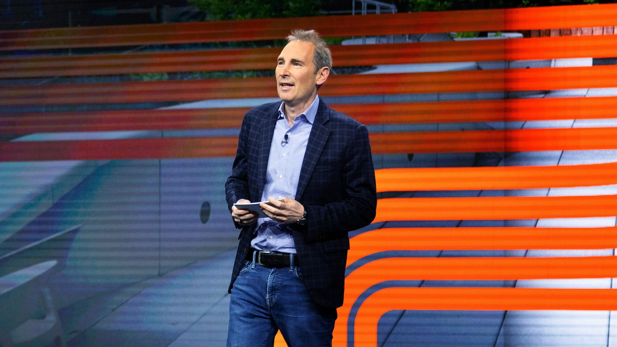 Amazon to invest $200 billion in AI for AWS