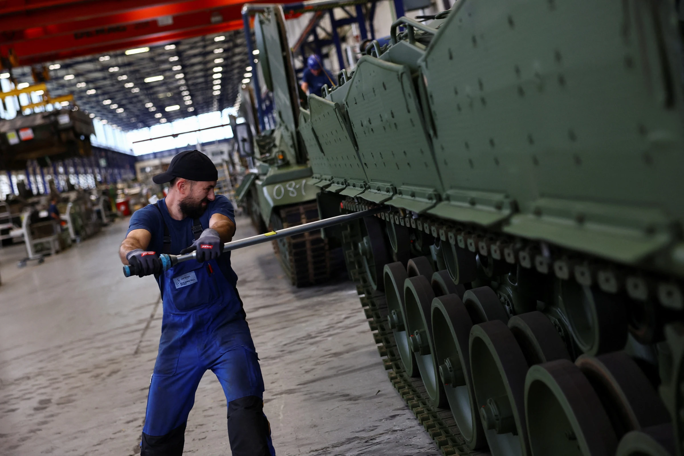 Germany's Factory Orders Rise 5.6% Amid Defense Demand