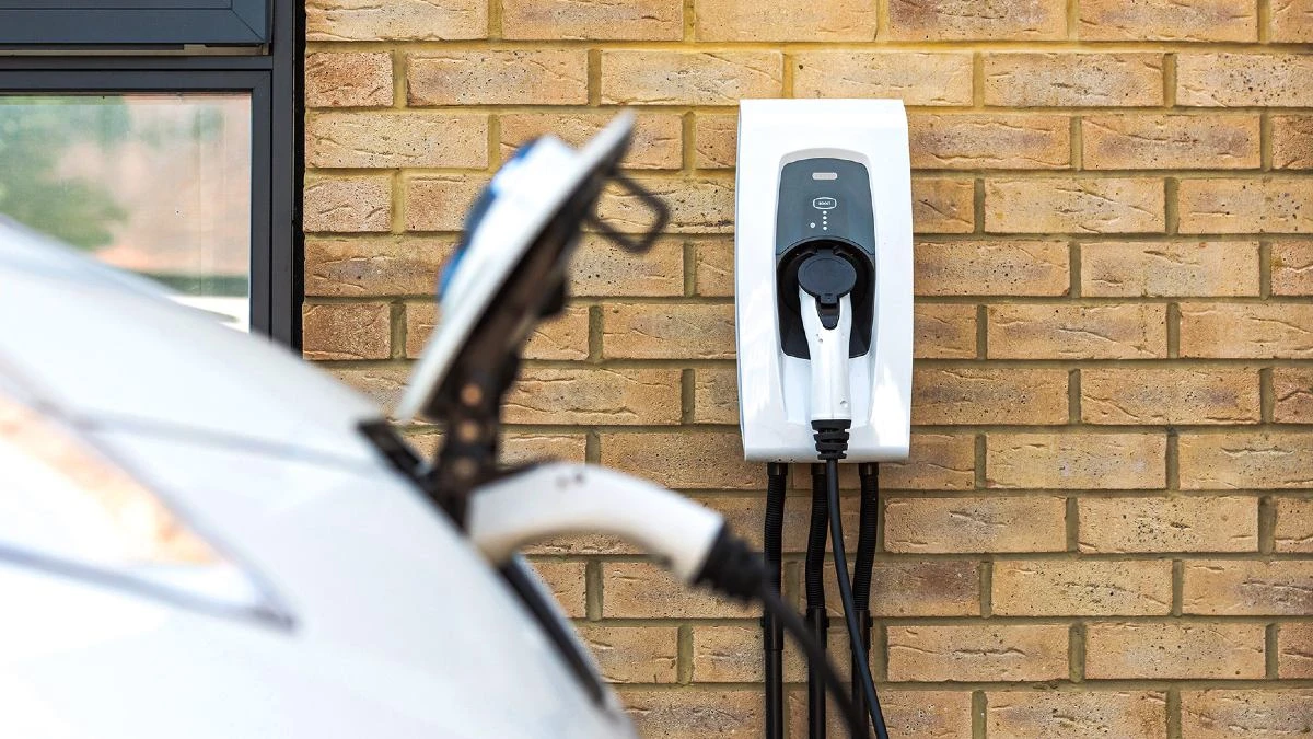 UK government launches £1 billion electric vehicle funding