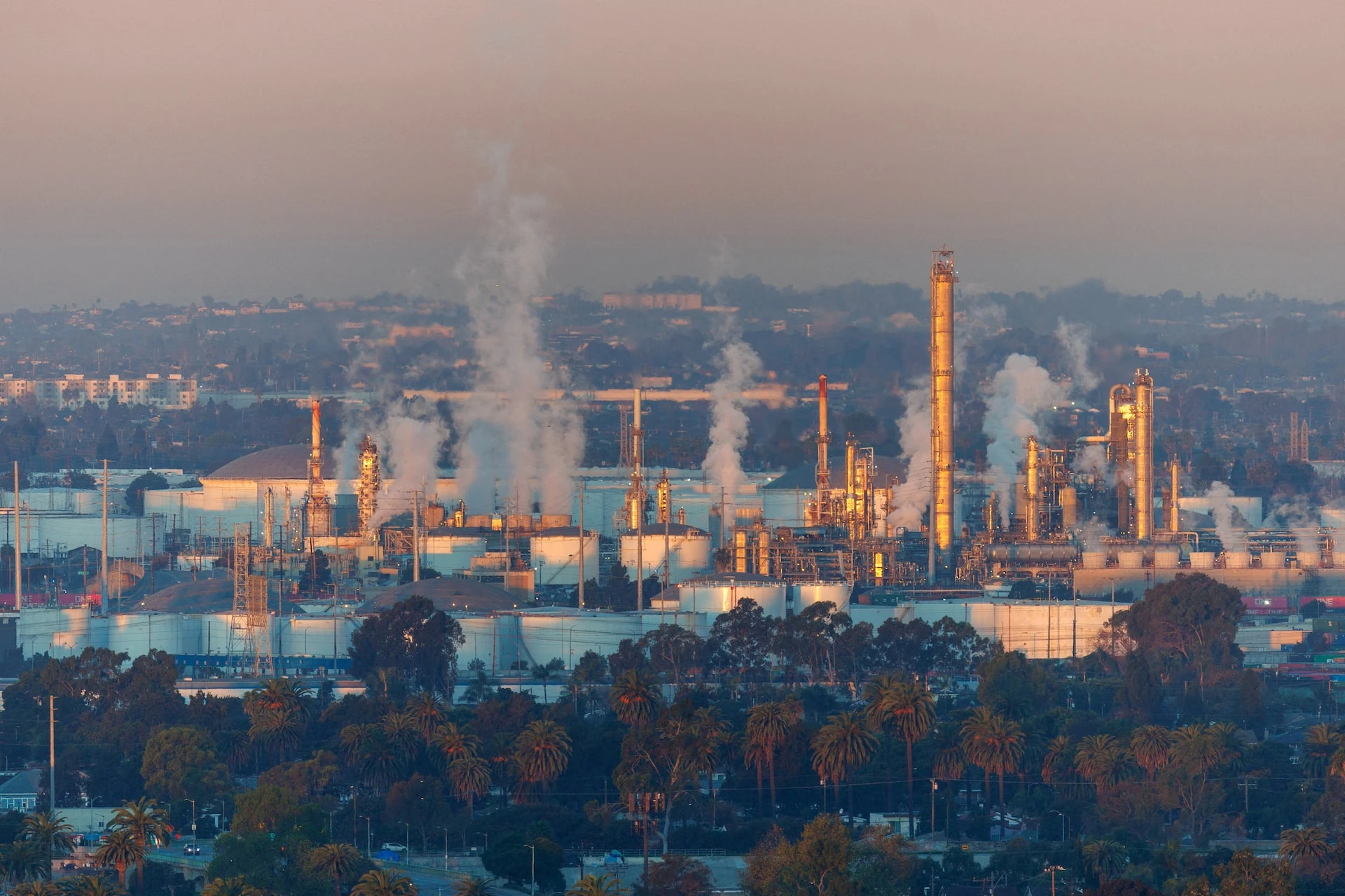 California's Economy Struggles Amid Iran War Disruptions