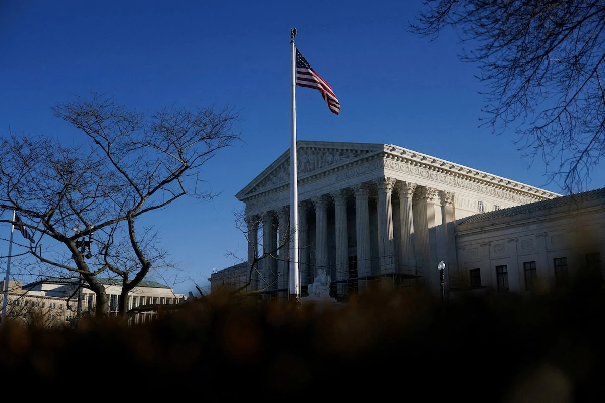 Supreme Court Rules $175 Billion Tariff Revenue Refundable