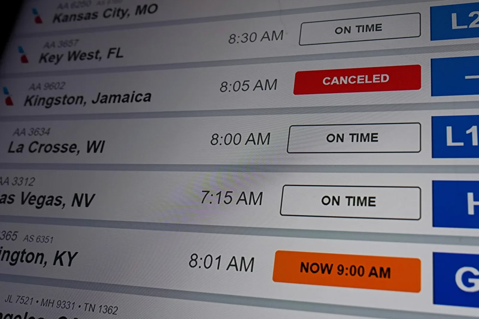 Severe Storms Disrupt Air Travel, Over 12,500 Flights Canceled