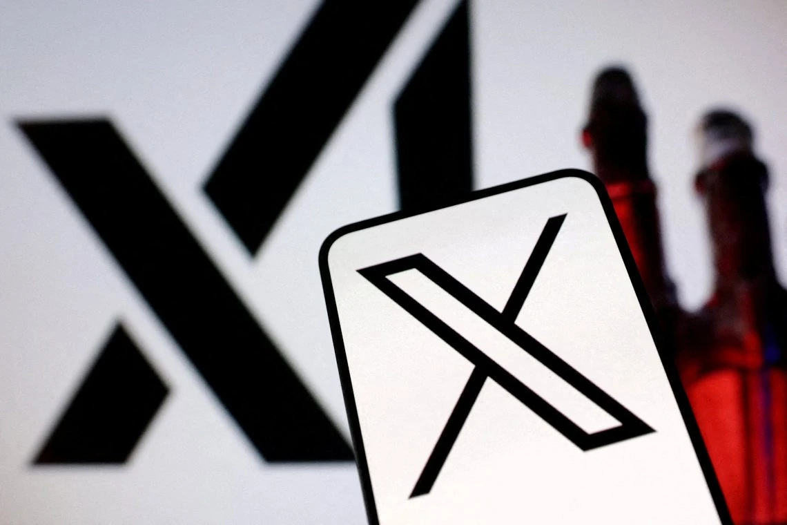 xAI Co-Founders Resign Amid Internal Tensions