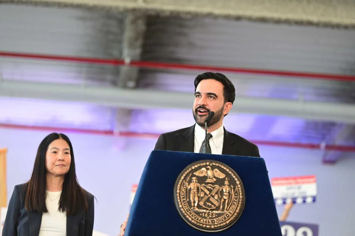 NYC Comptroller Calls for Increased Revenue Fund Amid AI Risks