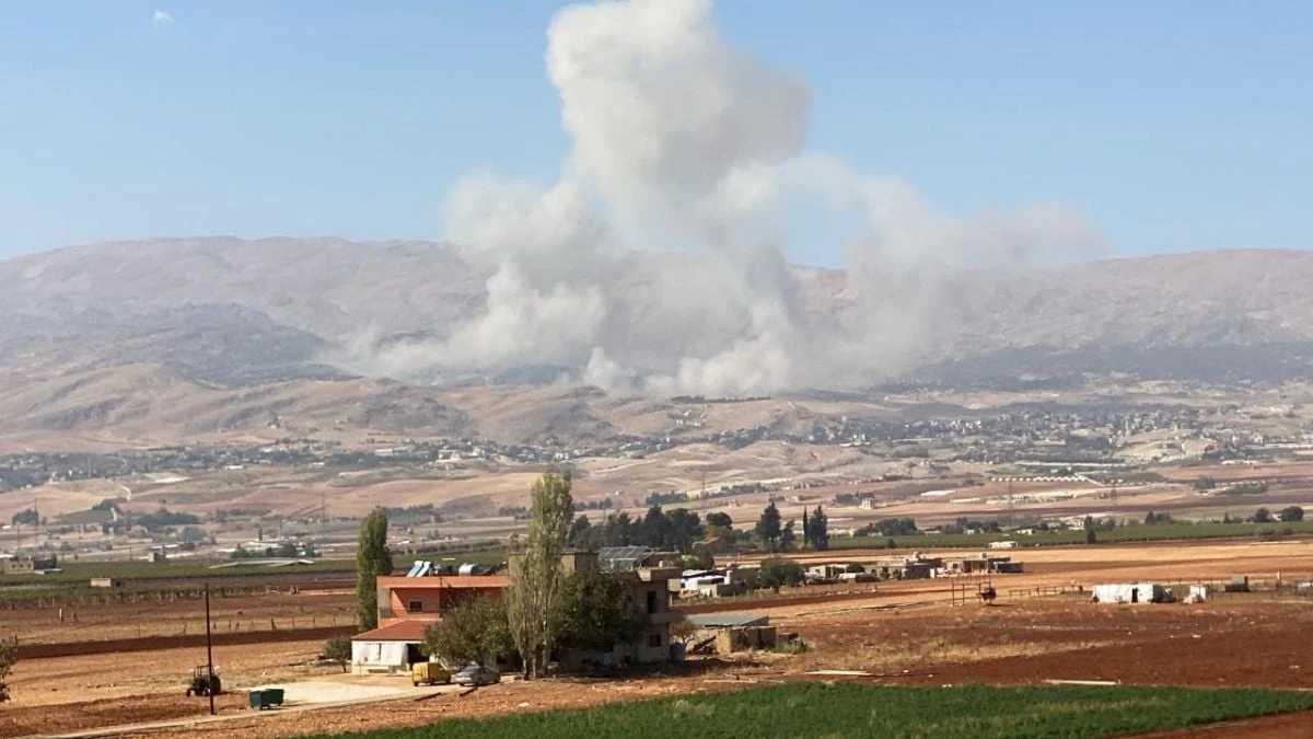 Israeli Airstrikes in Lebanon Kill Ten, Target Hezbollah