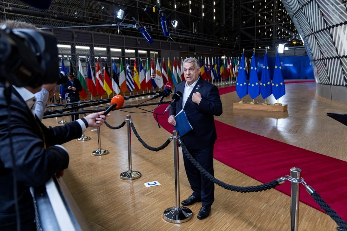 EU Commissioner Várhelyi Denies Spy Allegations During Hearing