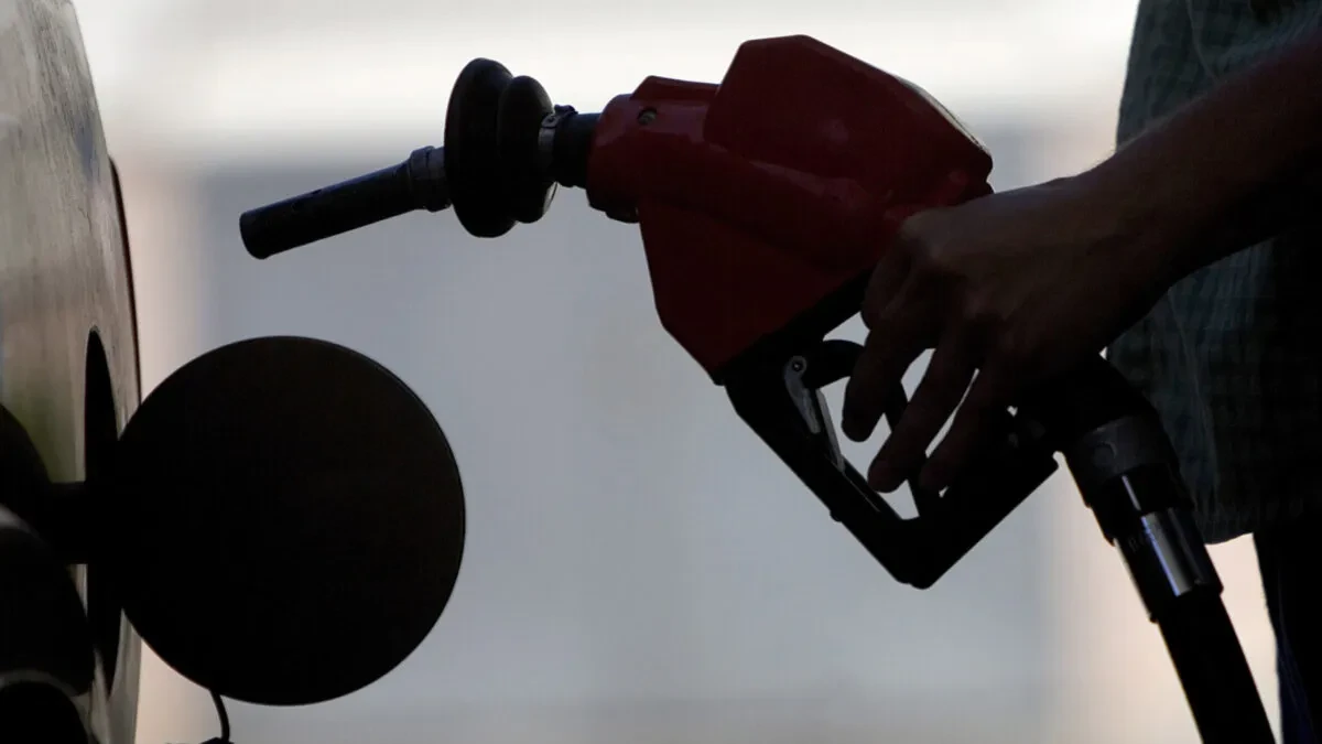 US Natural Gas Prices Hit Three-Year High Amid Storm
