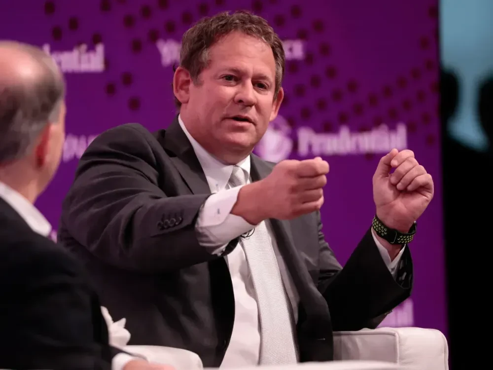 Rick Rieder Gains Momentum as Fed Chair Candidate