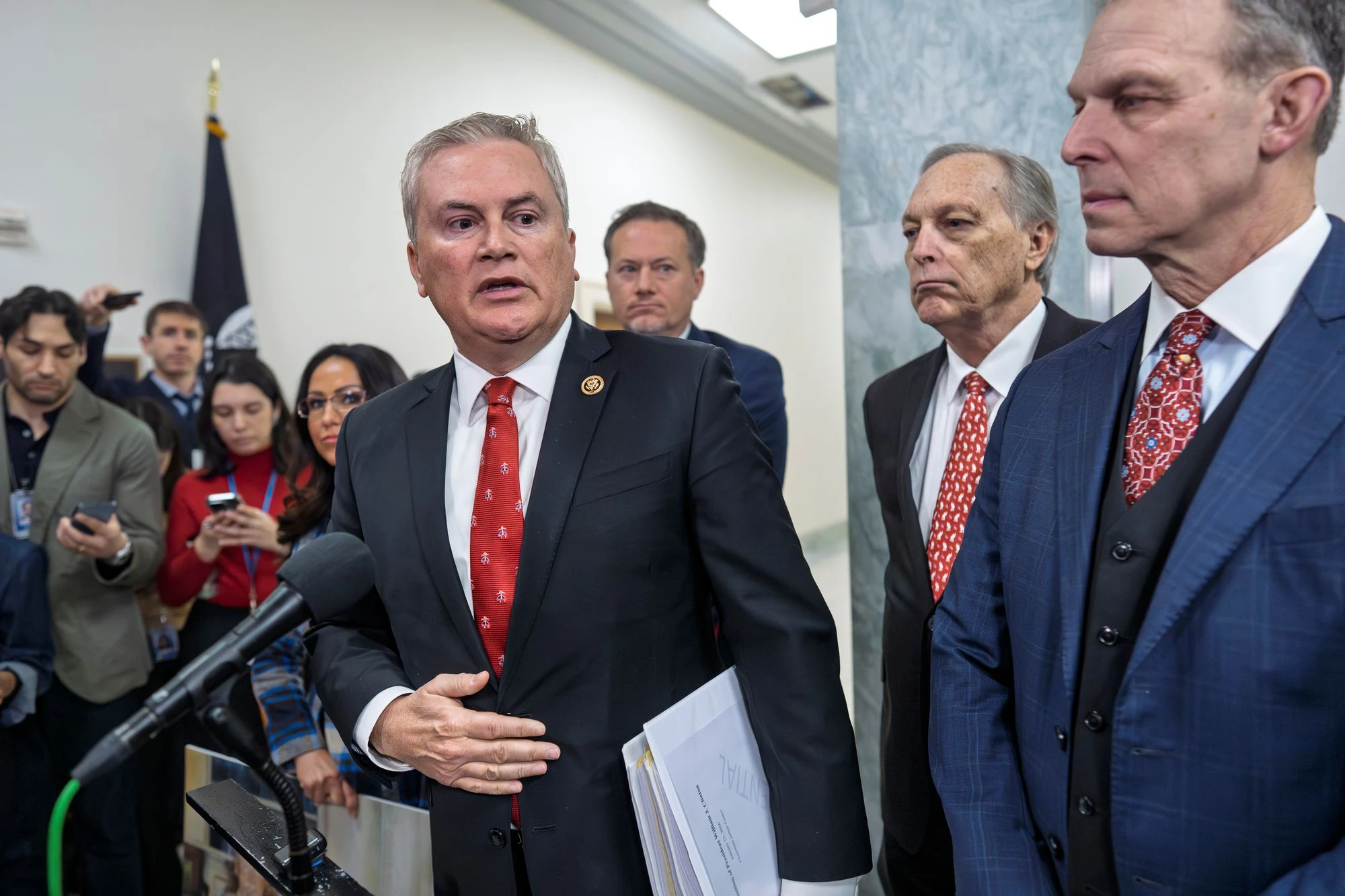 House Committee Moves to Hold Bill Clinton in Contempt