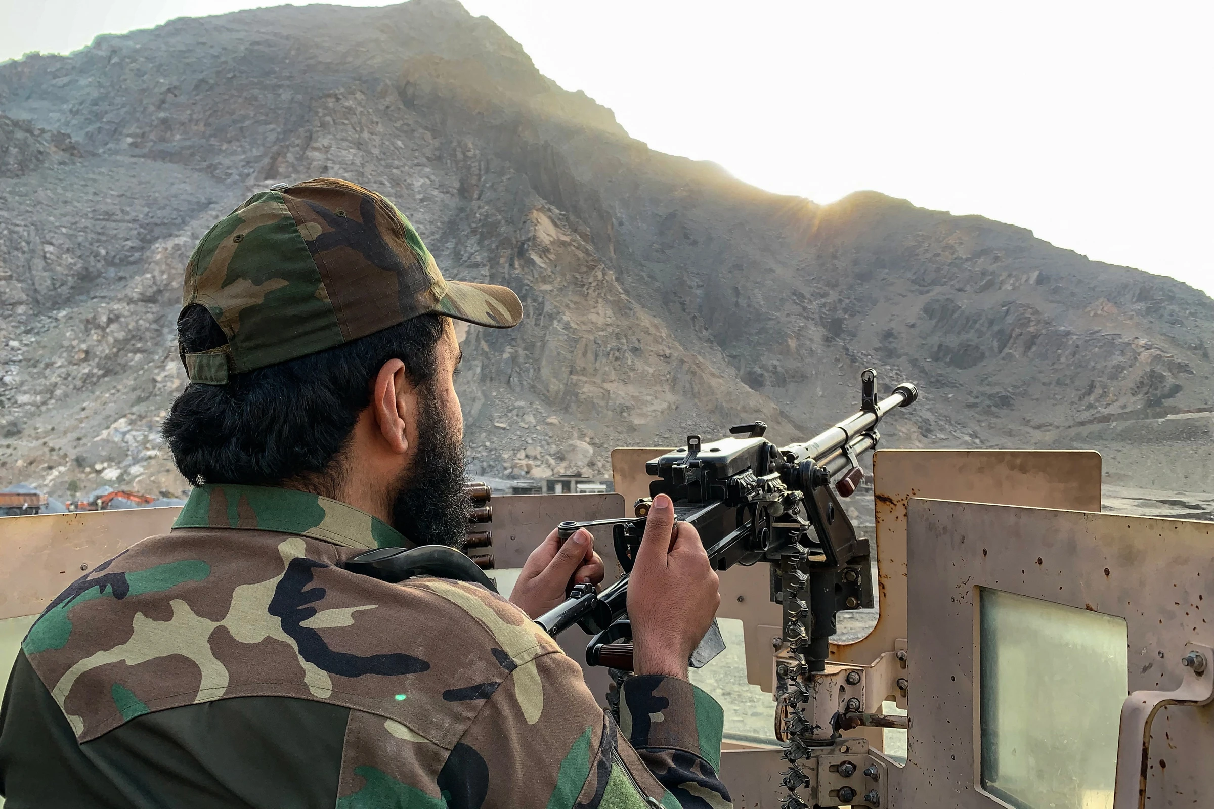 Pakistan Declares Open War on Afghanistan Amid Escalating Conflict