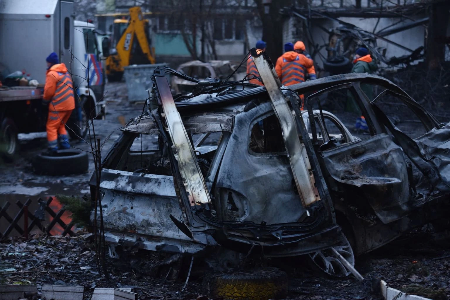 Russian Strikes Leave Over One Million Without Heat