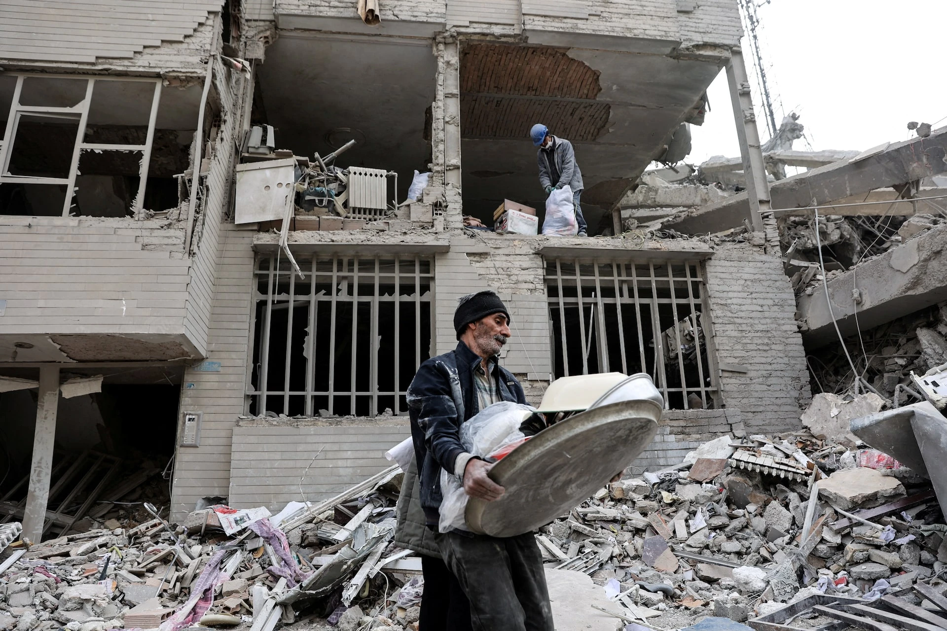 Iran Sets Demands Amid Ongoing Conflict Stalemate