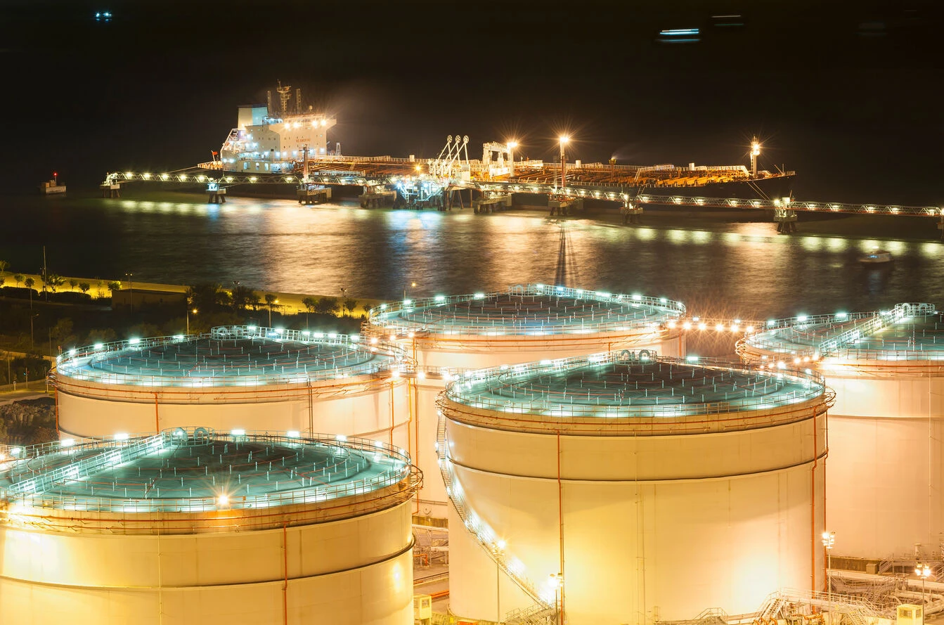 Europe's Gas Reserves Drop Amid Supply Shortages