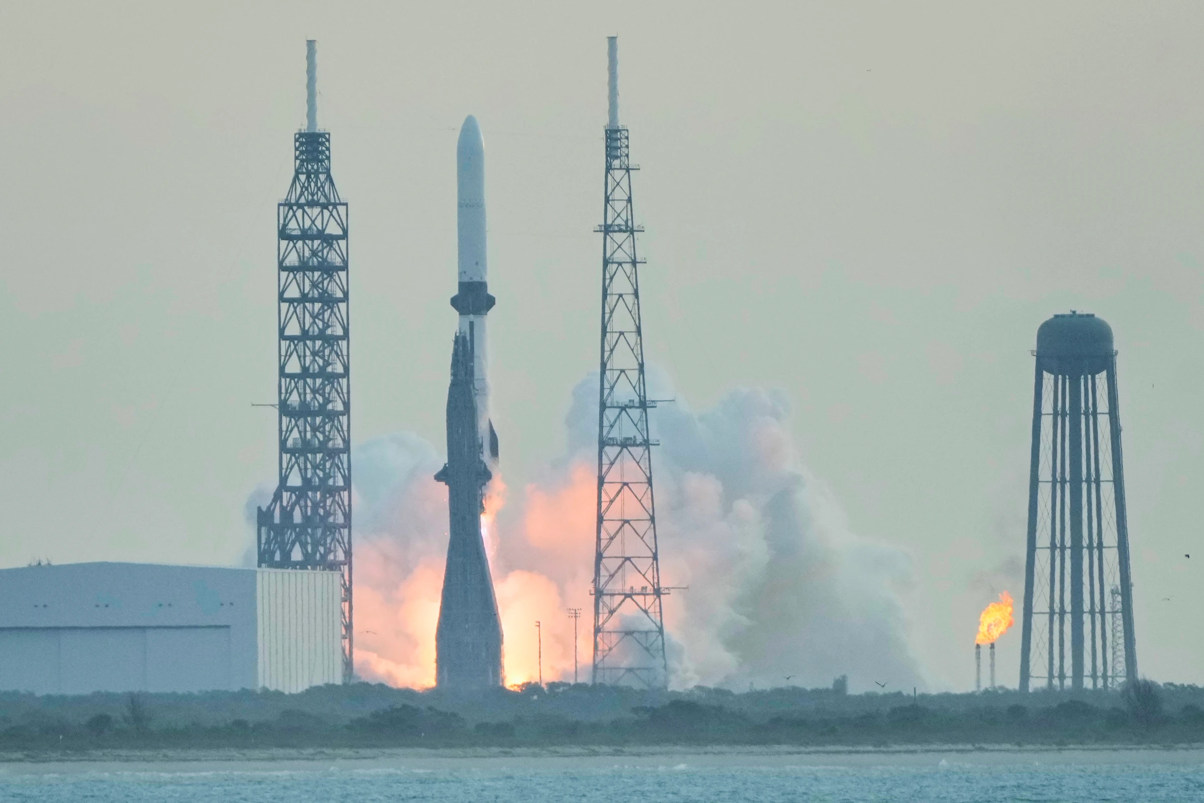 Blue Origin's New Glenn faces setback in satellite deployment