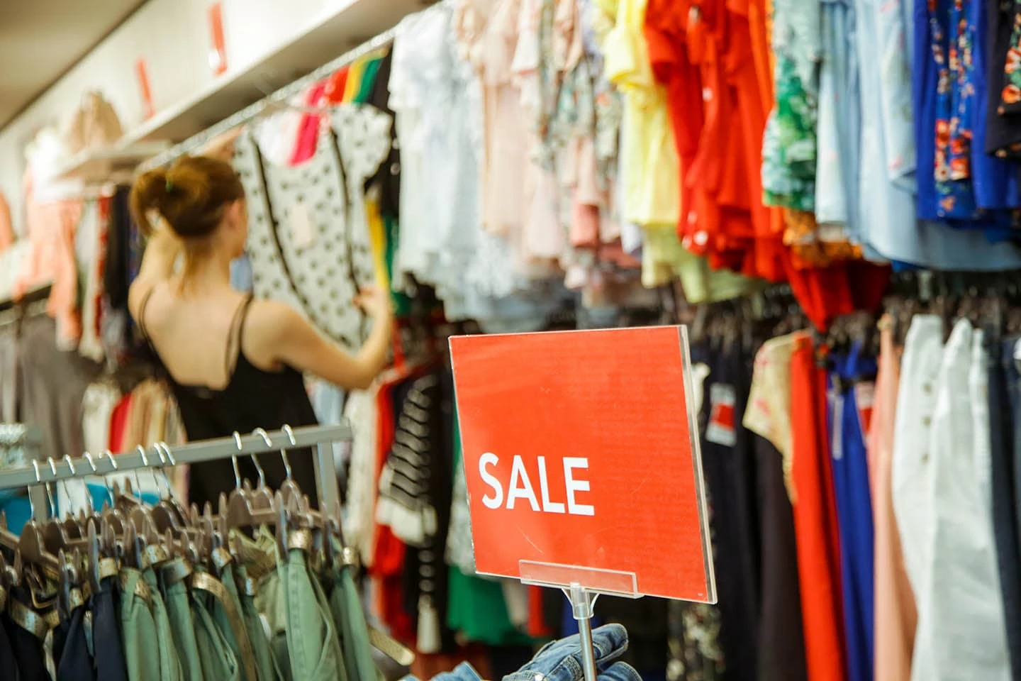 UK inflation expected to rise to 3.3% in December