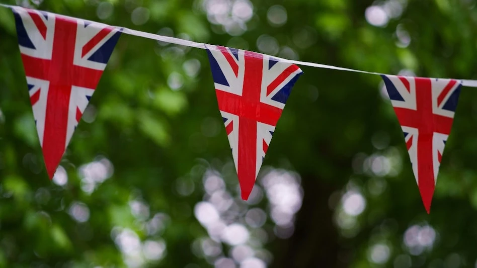 UK Home Office to Crack Down on Illegal Migration Ads